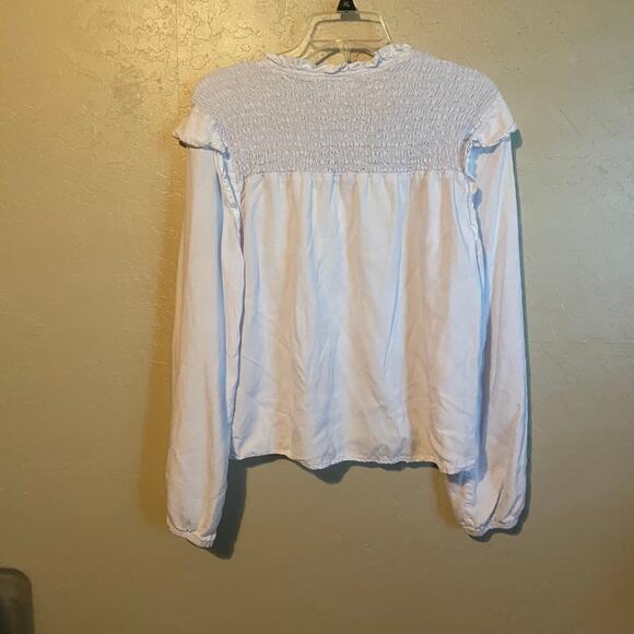 Cloth & Stone White Smocked Long‎ Sleeve Blouse - Size M - Picture 3 of 8